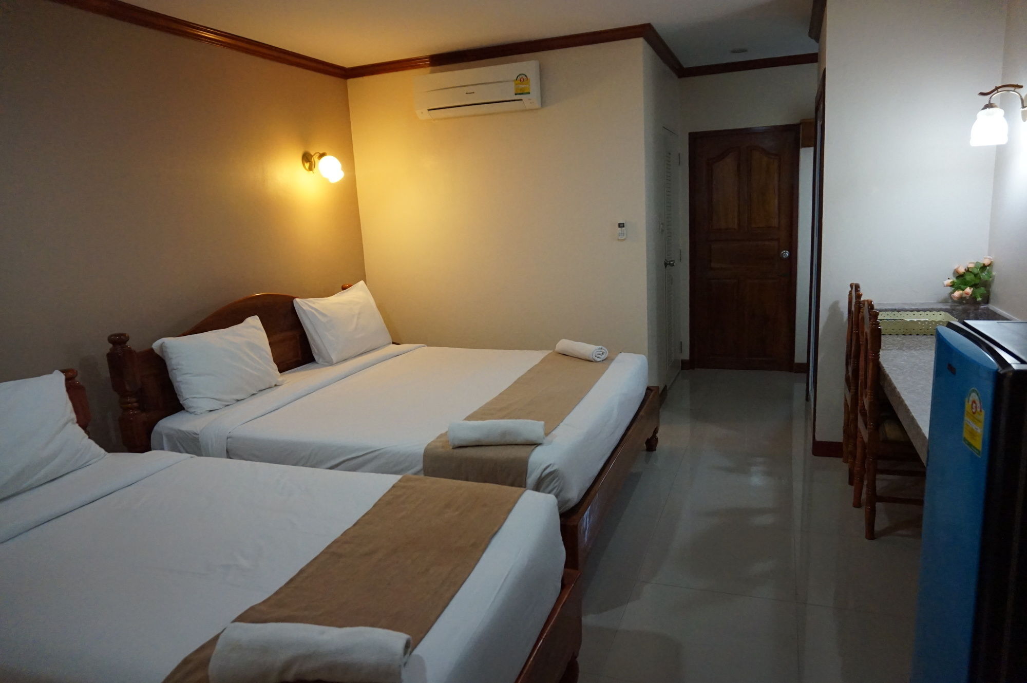 Np Residence Nakhon Phanom Exterior foto